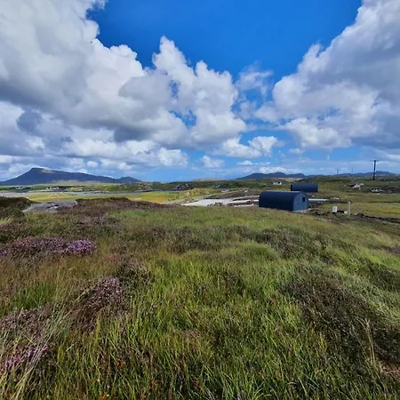 Grimsay Glamping, North Uist - Pod Glas Rossinish Exterior photo