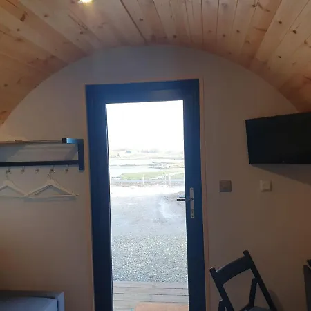 Grimsay Glamping, North Uist - Pod Glas Rossinish Exterior photo