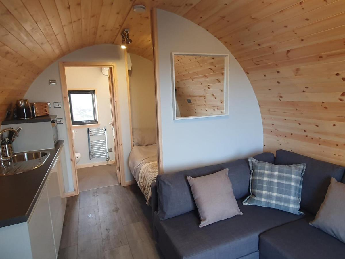 Grimsay Glamping, North Uist - Pod Glas Apartment